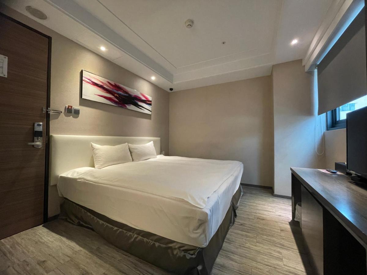 Royal Fine Hotel Kaohsiung Extérieur photo