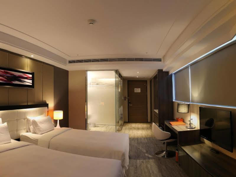 Royal Fine Hotel Kaohsiung Extérieur photo